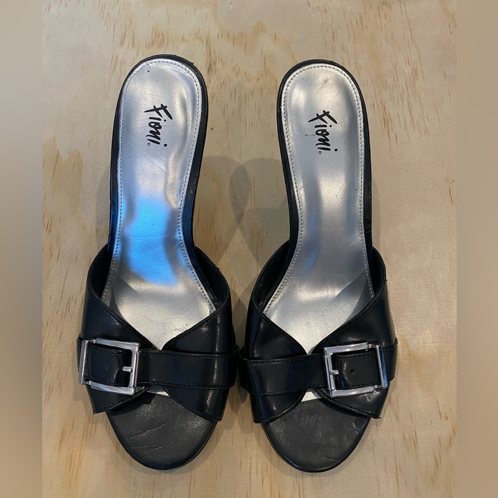 FIONI Black Buckle Slip-On Mules